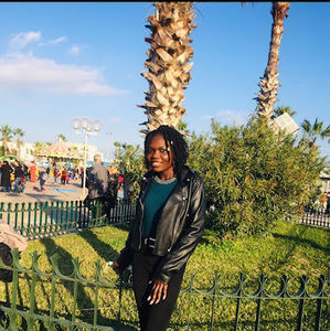 Meet your Posher, Esther